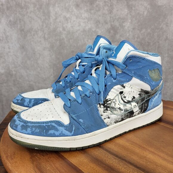 Nike Air Jordan 1 Retro Alpha Sneakers Mens‎ 12 White University Blue 136085-140 main image 5